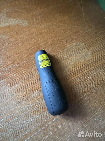 Презентер Logitech R400 Black / лазерная указка