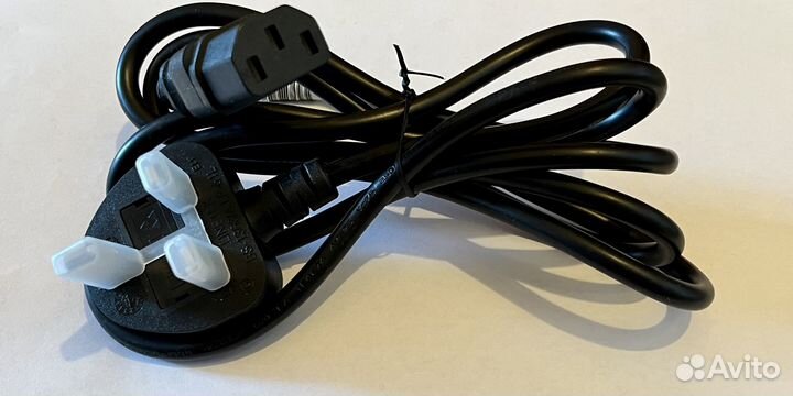 Кабель питания с британской вилкой