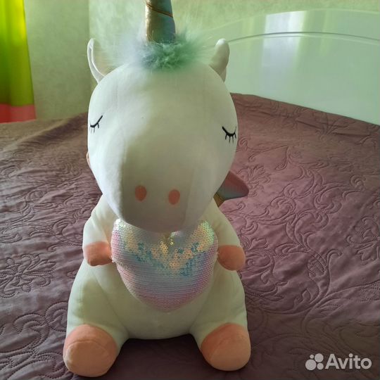 Единорог велюровый в состоянии нового
