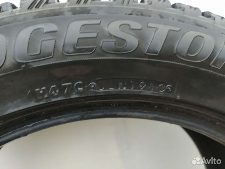 Bridgestone Blizzak Spike-01 235/55 R18