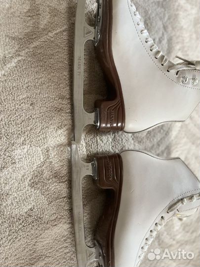 Фигурные коньки jackson