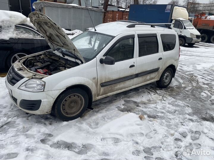 LADA Largus 1.6 МТ, 2019, битый, 284 394 км