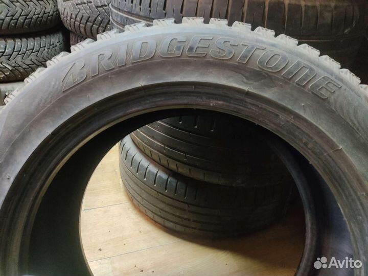 Bridgestone Blizzak Spike-01 225/55 R17 101T