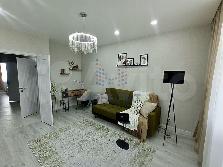 2-к. квартира, 60 м², 8/9 эт.