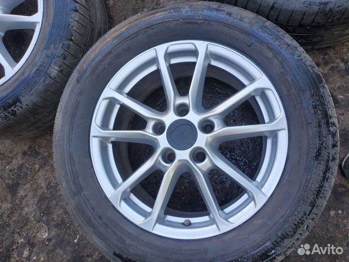 Колеса Touareg Cayenne Q7 летние R18 в сборе