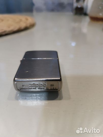 Зажигалка бензиновая zippo