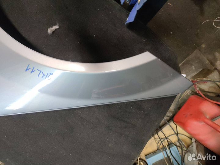 Крыло переднее левое Mercedes-Benz C-Класс