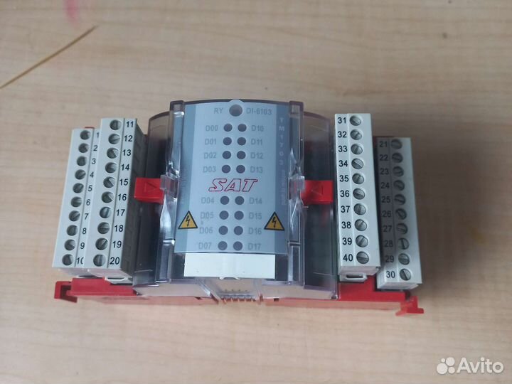 DI-6103 2 x 8, 110/220 В, 1 мс (№ мат. GC6-103)