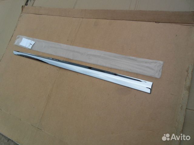 Хром молдинг двери передний левый Infiniti JX/QX60