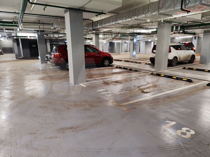 Машиноместо, 15 м²