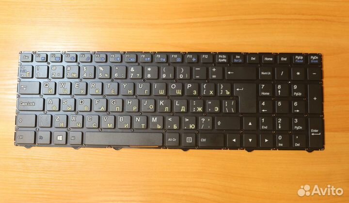 Клавиатура для ноутбука DNS без рамки