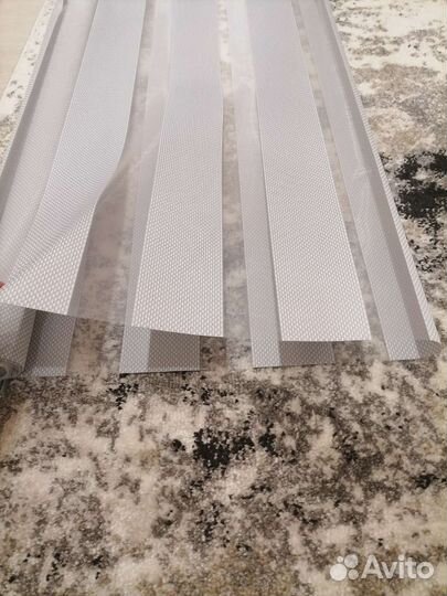 Жалюзи горизонтальные