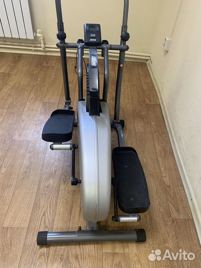 Эллиптический тренажер atemi