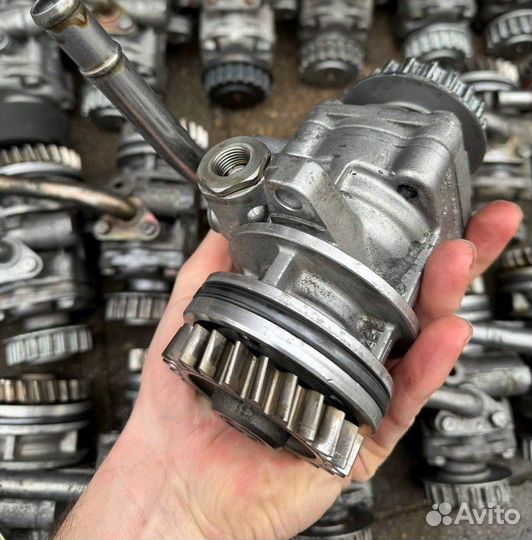 Насос гидроусилителя руля Audi Q7