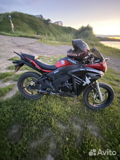 Racer skyway 300
