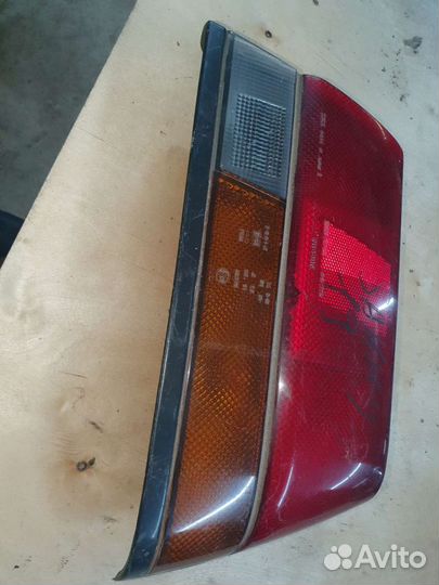 Задний фонарь на ниссан санни