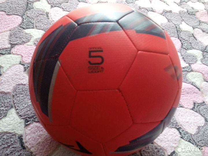 Футбольный мяч