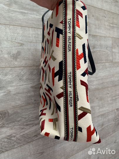 Cумка tommy hilfiger