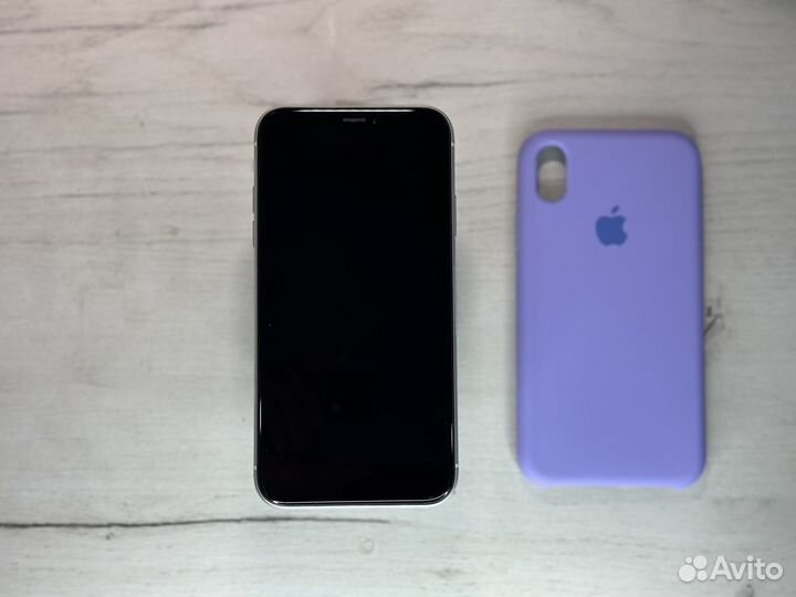 iPhone Xr, 64 ГБ