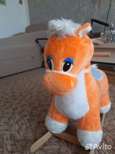 Детская качалка лошадь