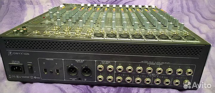 Микшерный пульт Mackie Onyx 1620i Firewire
