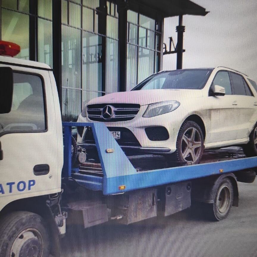 Аяқ киім фетишінің астындағы пенис