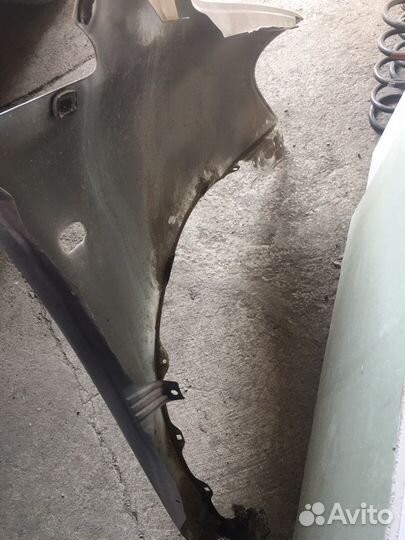 Toyota Ipsum ACM21 крыло переднее, арка задняя