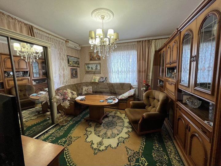 Дом 147 м² на участке 4,3 сот.