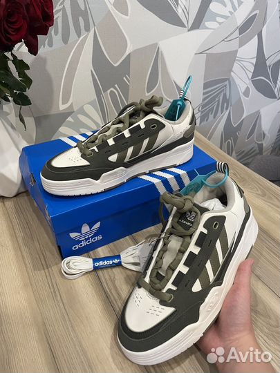 Adidas originals Adi2000