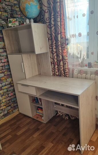Письменный стол школьный