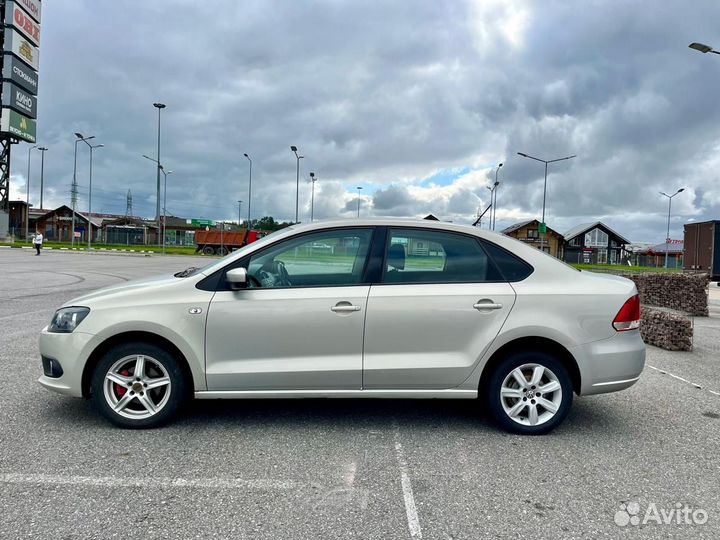 Volkswagen Polo 1.6 AT, 2013, 165 936 км