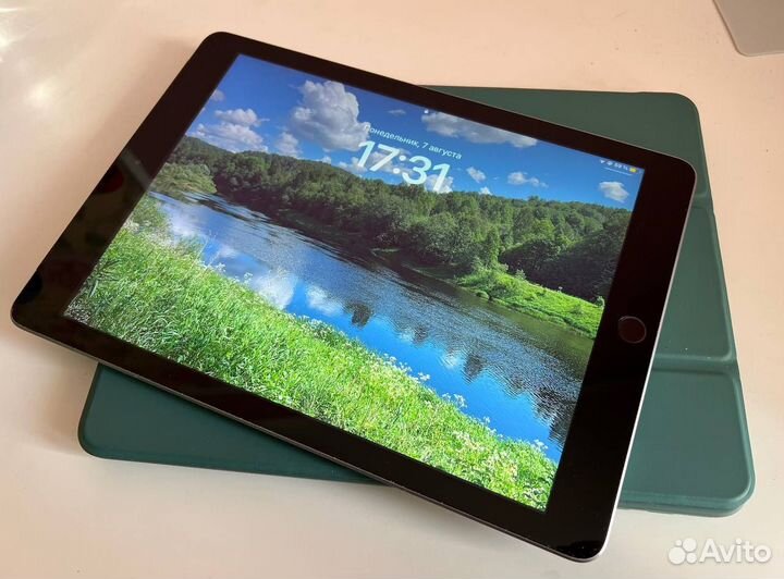 iPad 5 поколения 128 gb sim