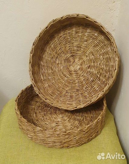 Плетеный поднос
