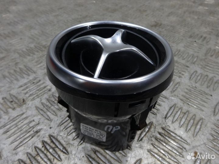 Дефлектор воздушный правый Мерседес 204 глк GLK