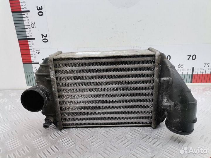 Интеркулер Audi A4 B5 1999