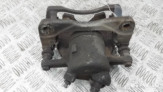 Суппорт тормозной передний правый fiat sedici (3BR05N701)