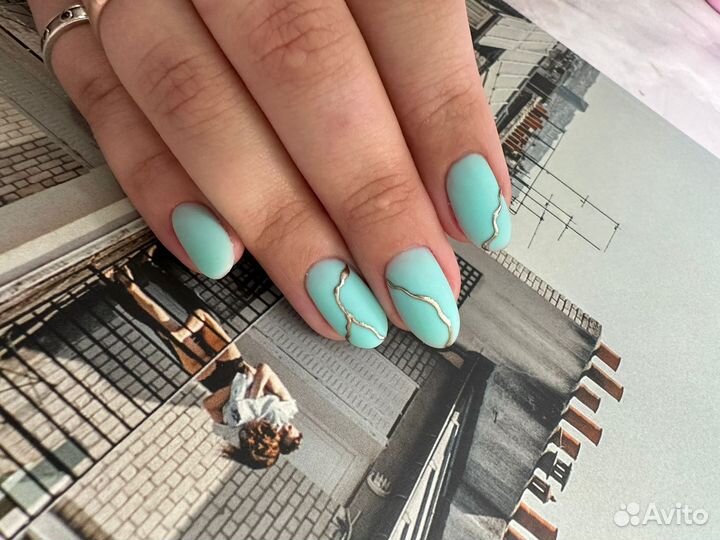 Мастер маникюра