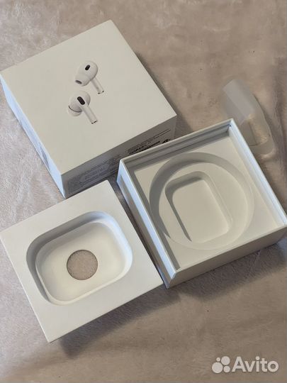 Коробка от airpods pro 2