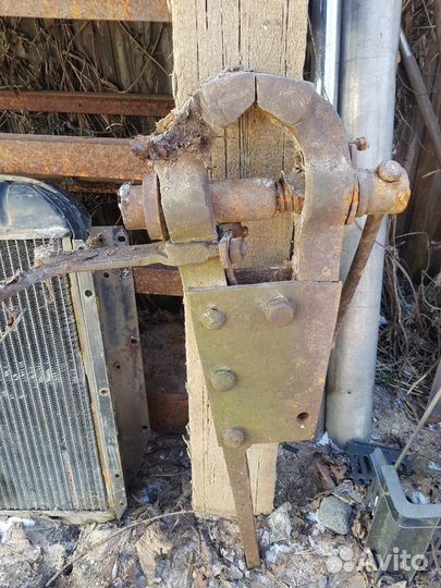 Кузнечные тиски