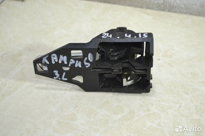 Ручка внутренняя задняя левая Toyota Camry 50