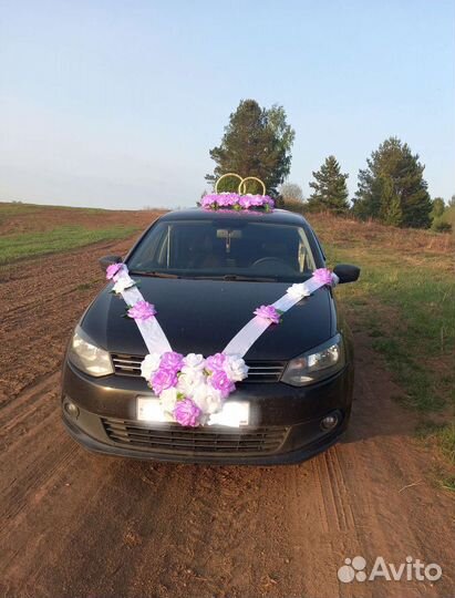 Свадебные украшения на машину