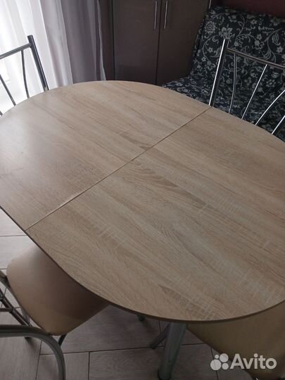 Кухонный стол со стульями комплект