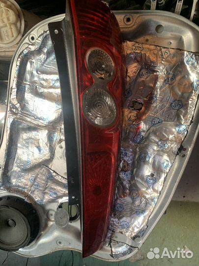 Фонарь задний Форд fiesta