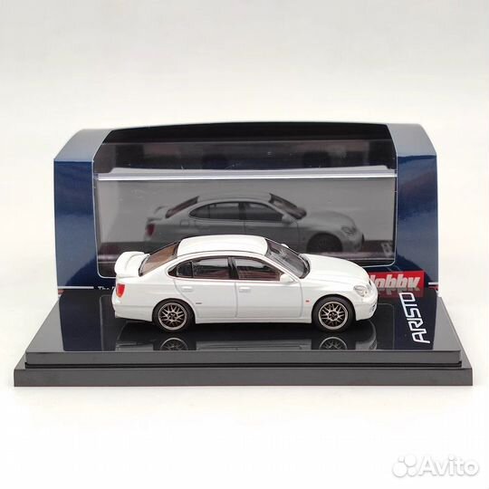 Модель 1/64 Toyota aristo V300