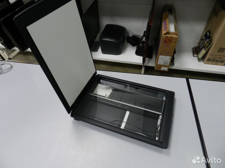 Сканер Canon Lide 210