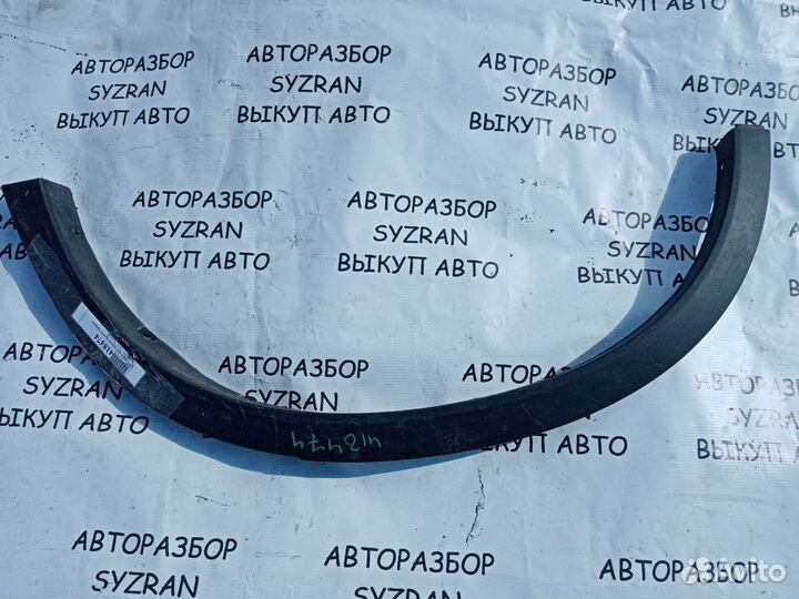 Накладка заднего правого крыла BMW X3, 2015