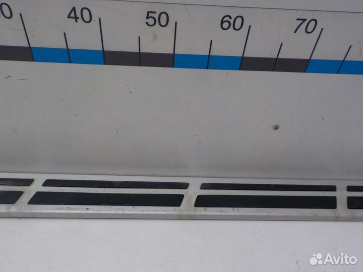 Накладка подножки правой BMW X7 G07 2018