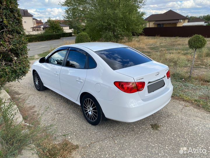 Hyundai Elantra 1.6 AT, 2009, 180 000 км