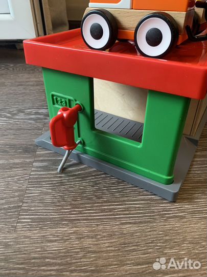 Парковка гараж IKEA с машинками