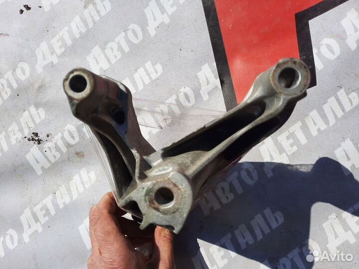 Кронштейн двс Двигателя Audi A4 B8 Ауди А4 2007